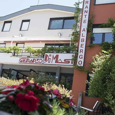 Ristorante Albergo Gerardo Di Masi Caposele Eksteriør bilde