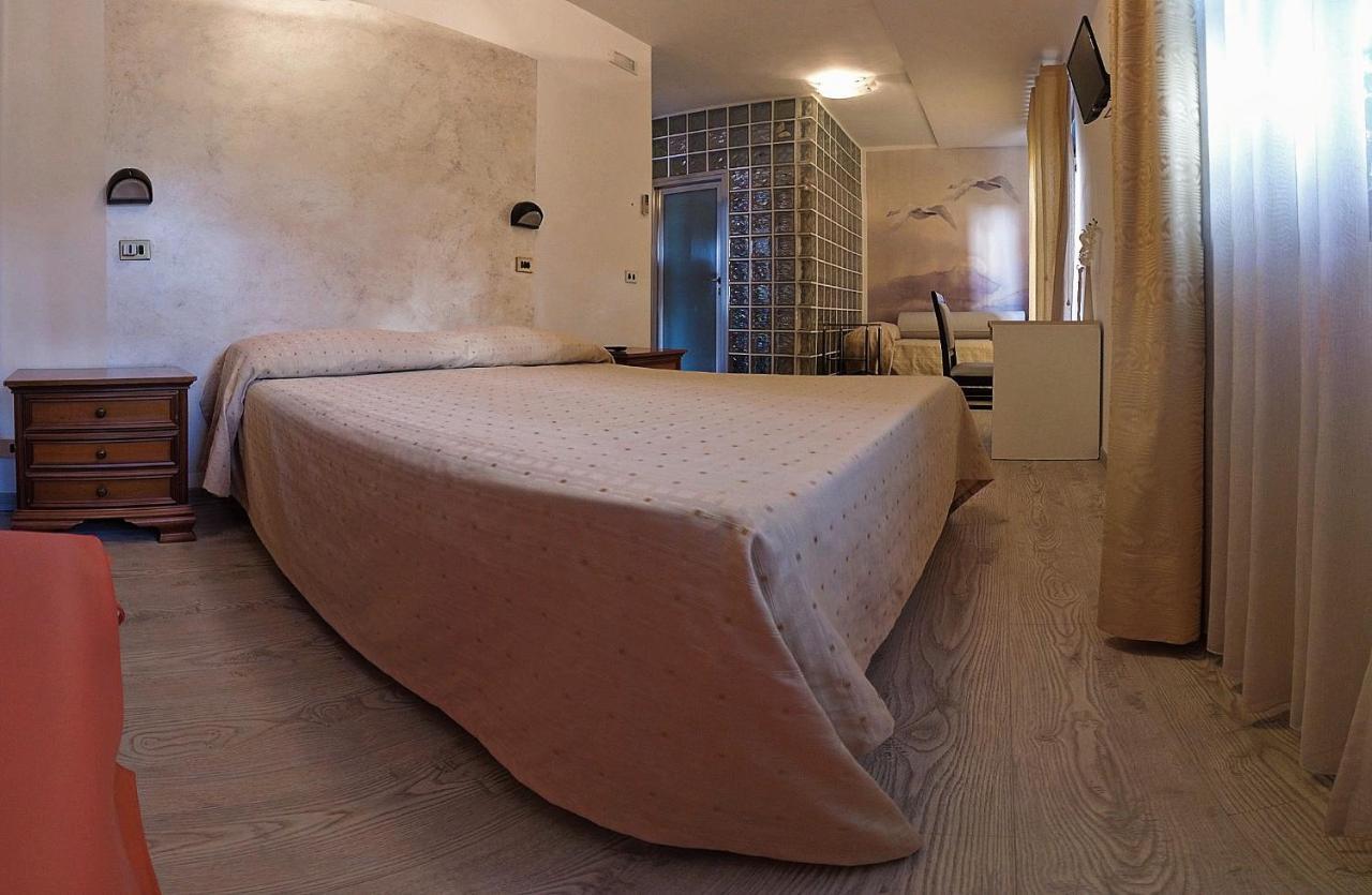 Ristorante Albergo Gerardo Di Masi Caposele Eksteriør bilde